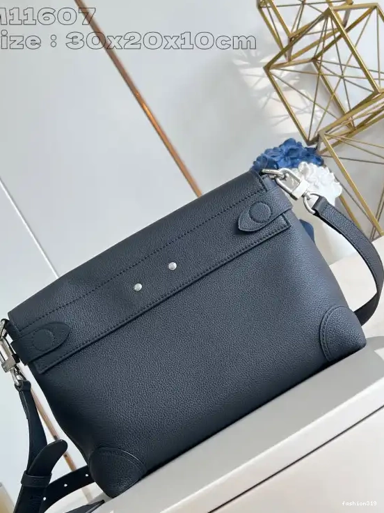 LOUIS Crossbody-30*20*10CM Steamer VUITTON 0415
